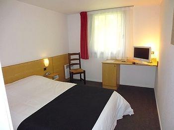 Hostellerie Des Enclos Guimiliau Kültér fotó